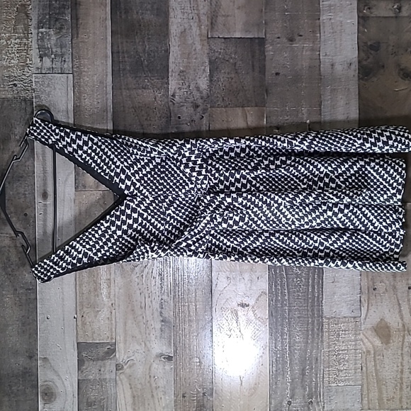 Victoria's Secret dress - Picture 7 of 9